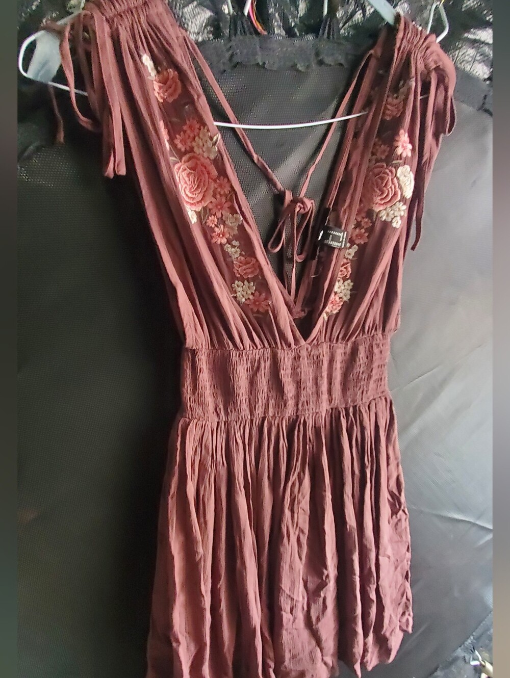 Forever 21 Boho Embroidered Mini Dress XL Brown Deep V Neck Smocked Peasant